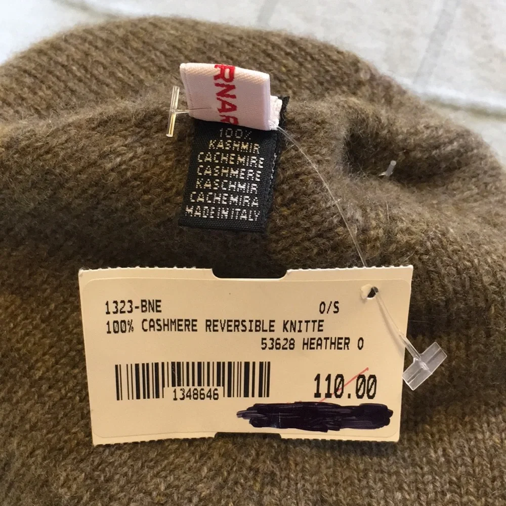 100% Cashmere Knit Beanie Reversible by St. Bernard